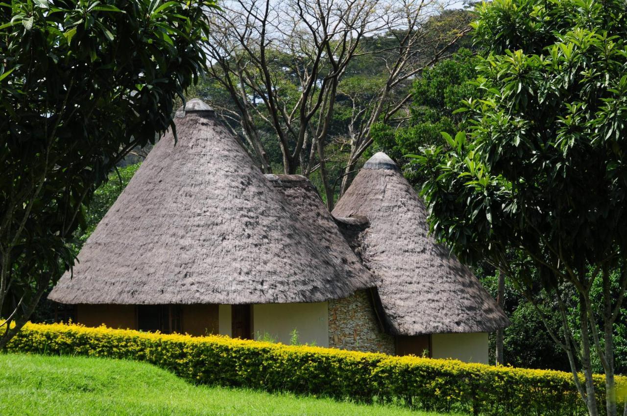 Kibale Guest Cottages Fort Portal Luaran gambar