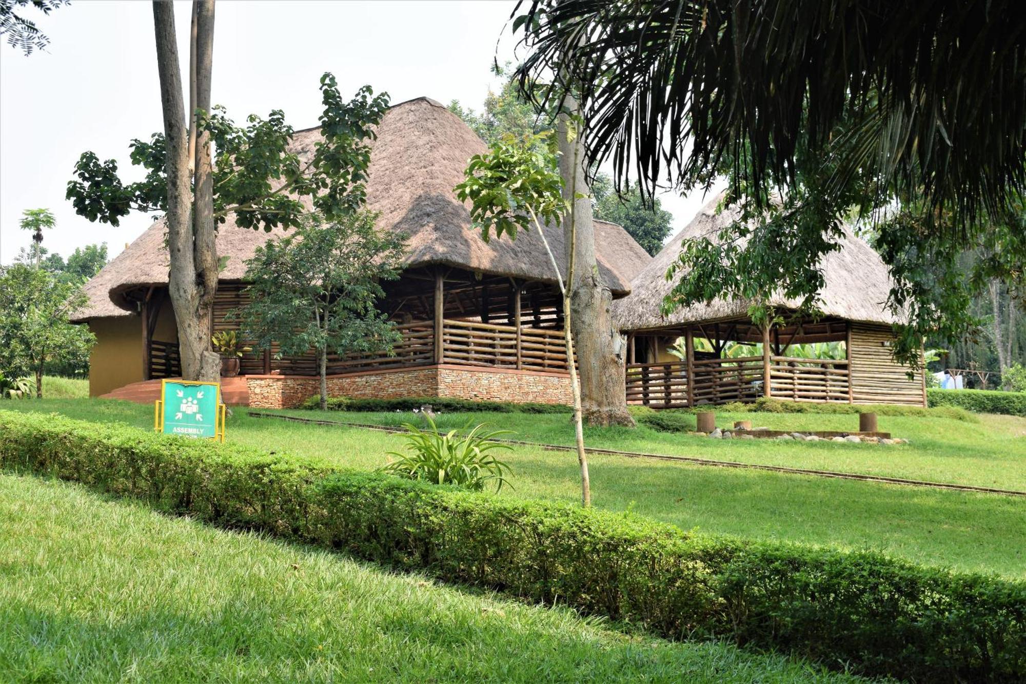Kibale Guest Cottages Fort Portal Luaran gambar