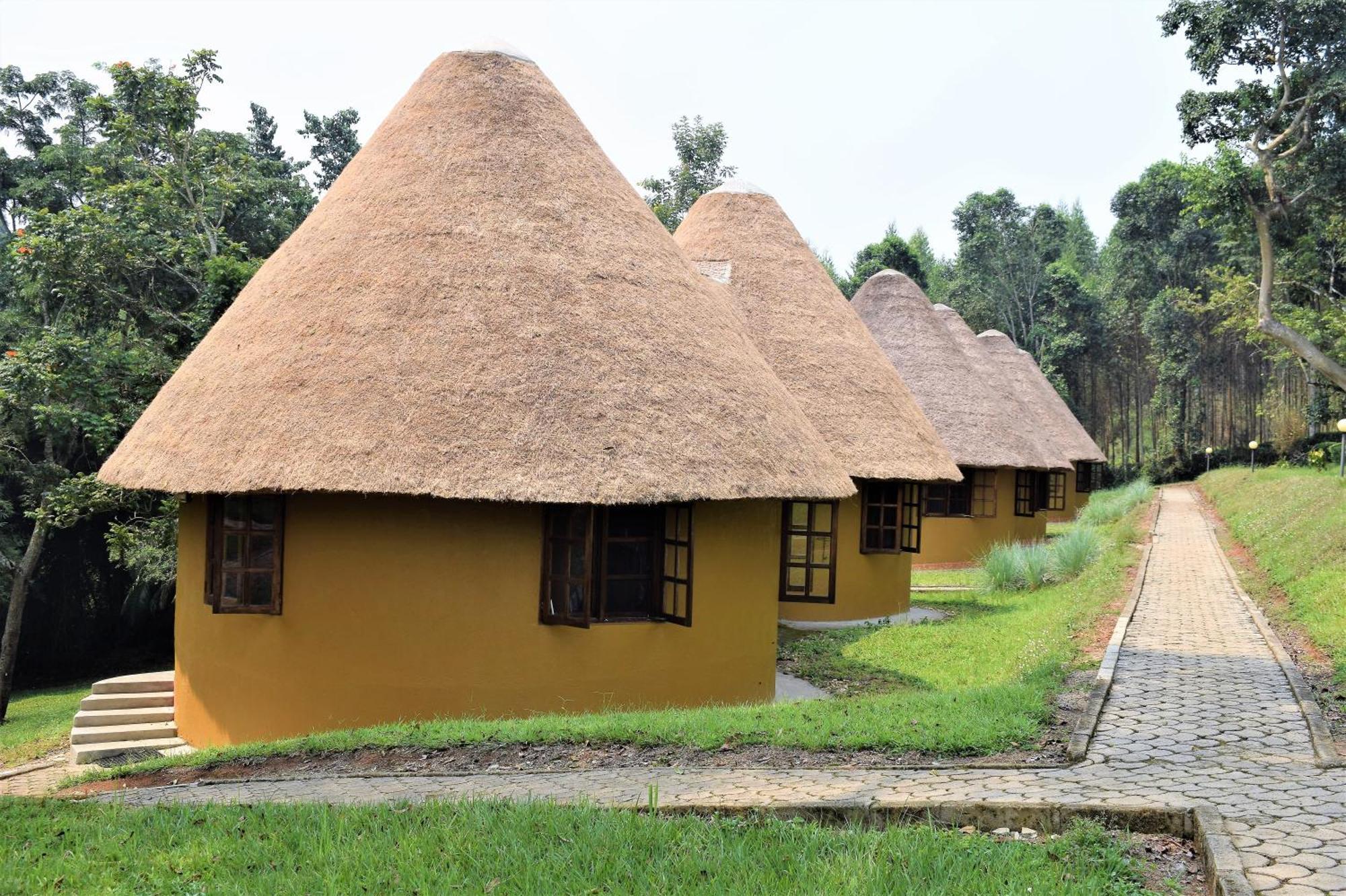 Kibale Guest Cottages Fort Portal Luaran gambar