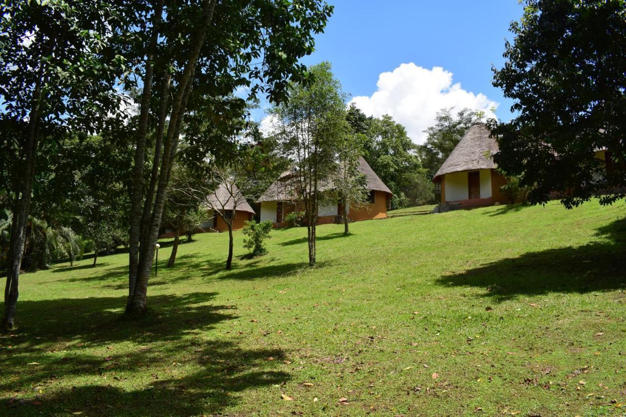 Kibale Guest Cottages Fort Portal Luaran gambar